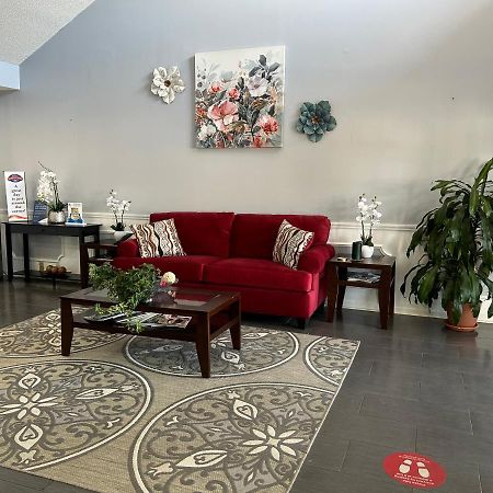 Baymont By Wyndham Albany At Albany Mall Екстериор снимка